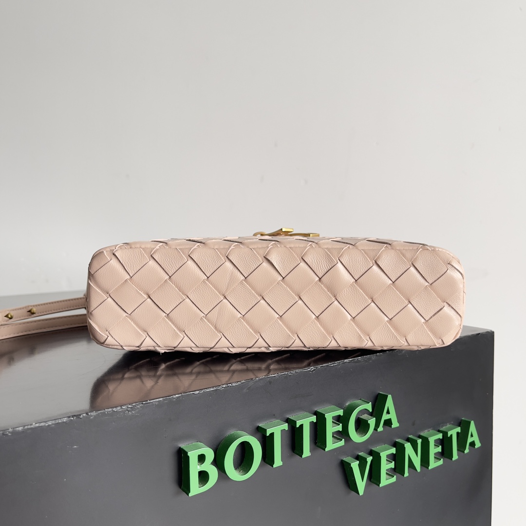 Bottega Veneta Cosmetic Bags